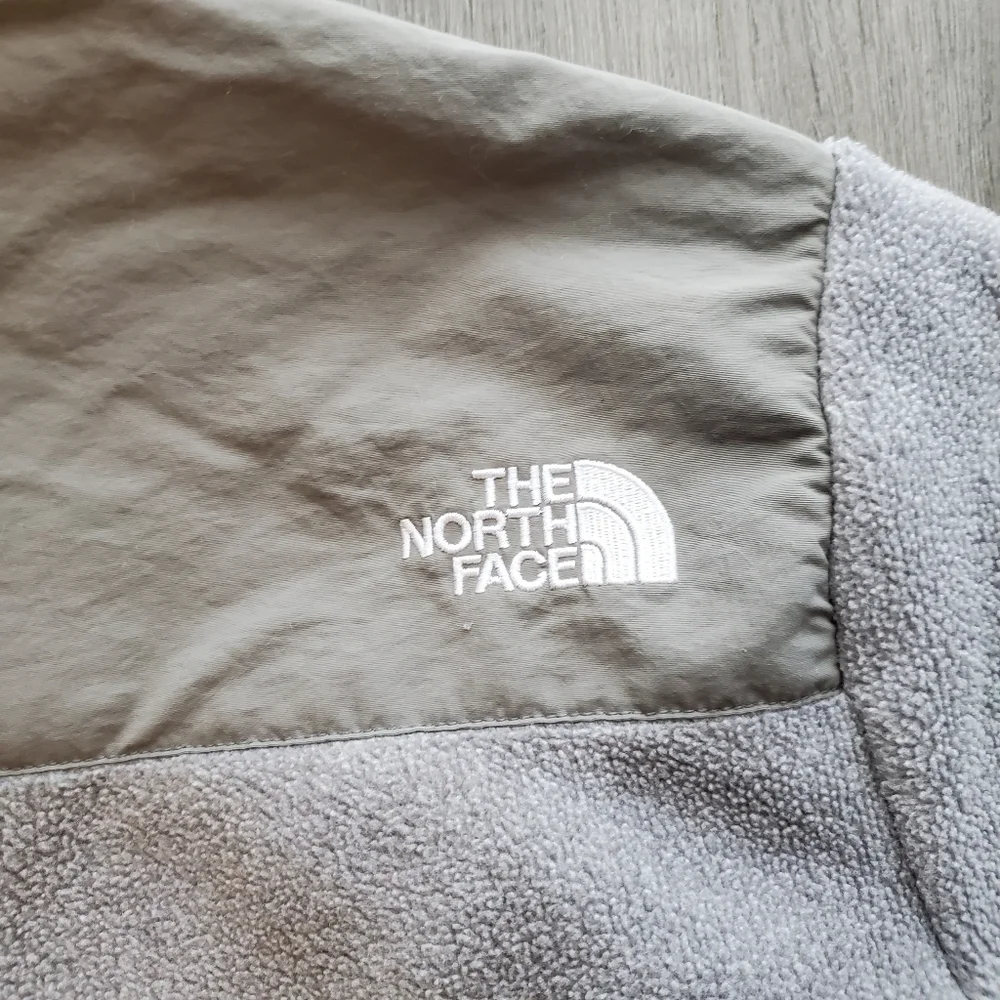 The North Face Jacket - Picture 7 of 9